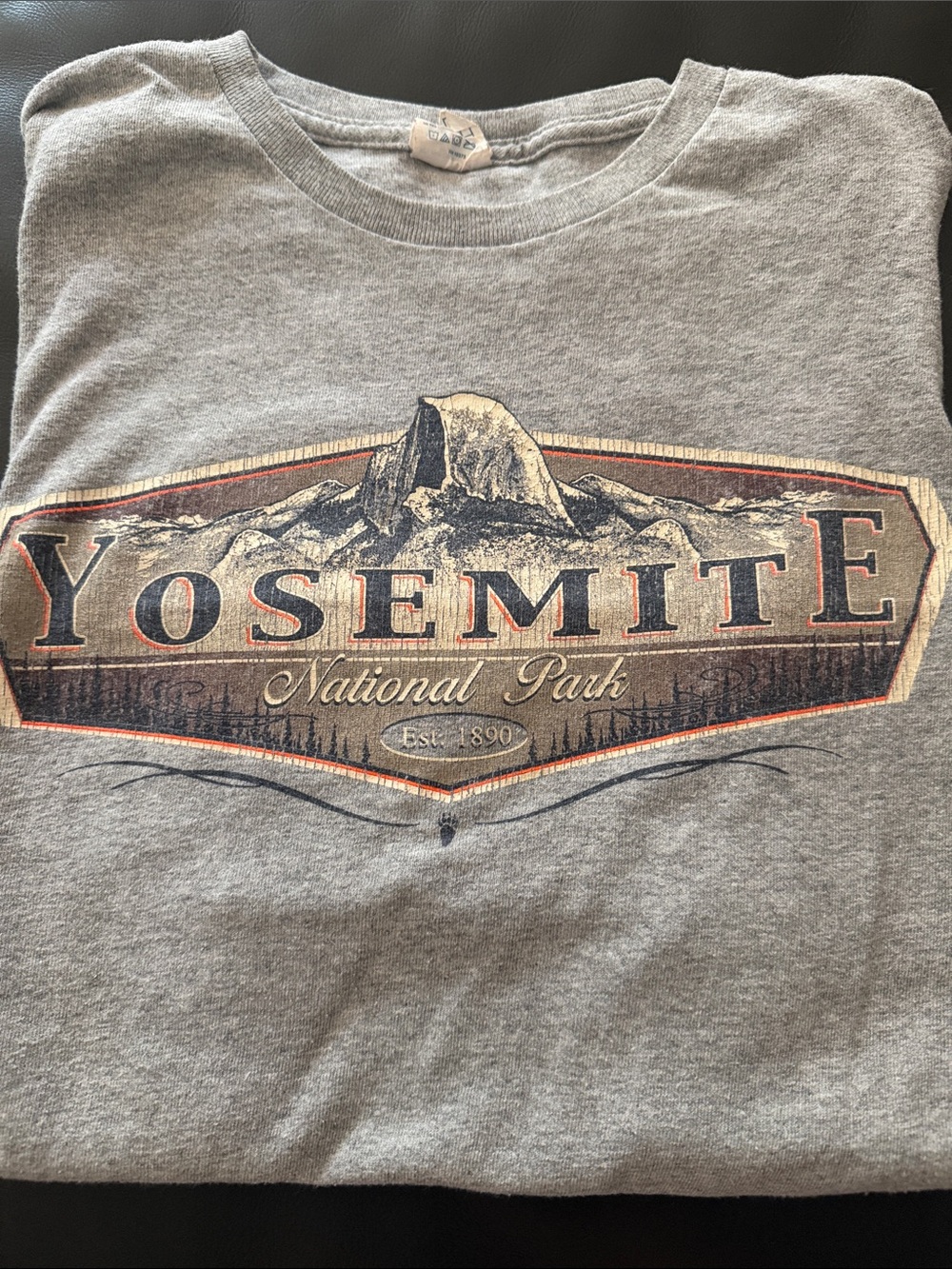 Yosemite National Park Grey Graphic Crewneck Shirt
